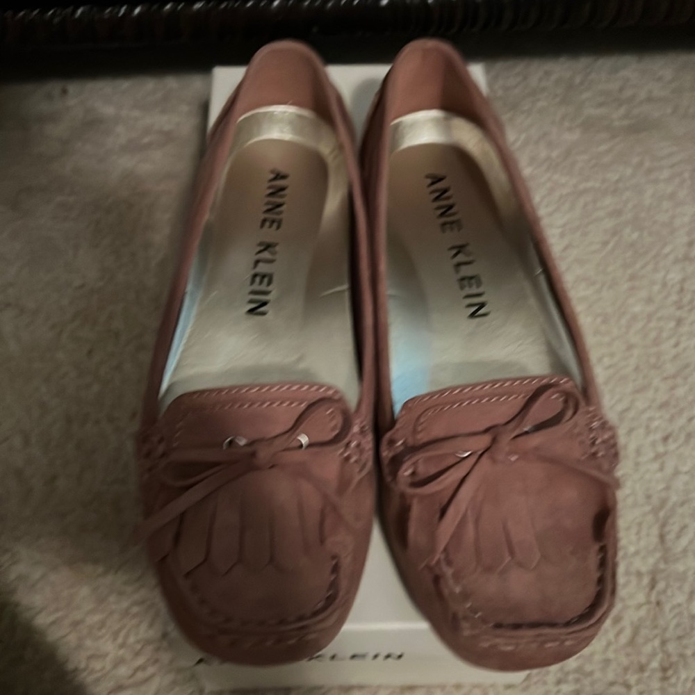 Anne Klein light pink flats ;) super cozy !